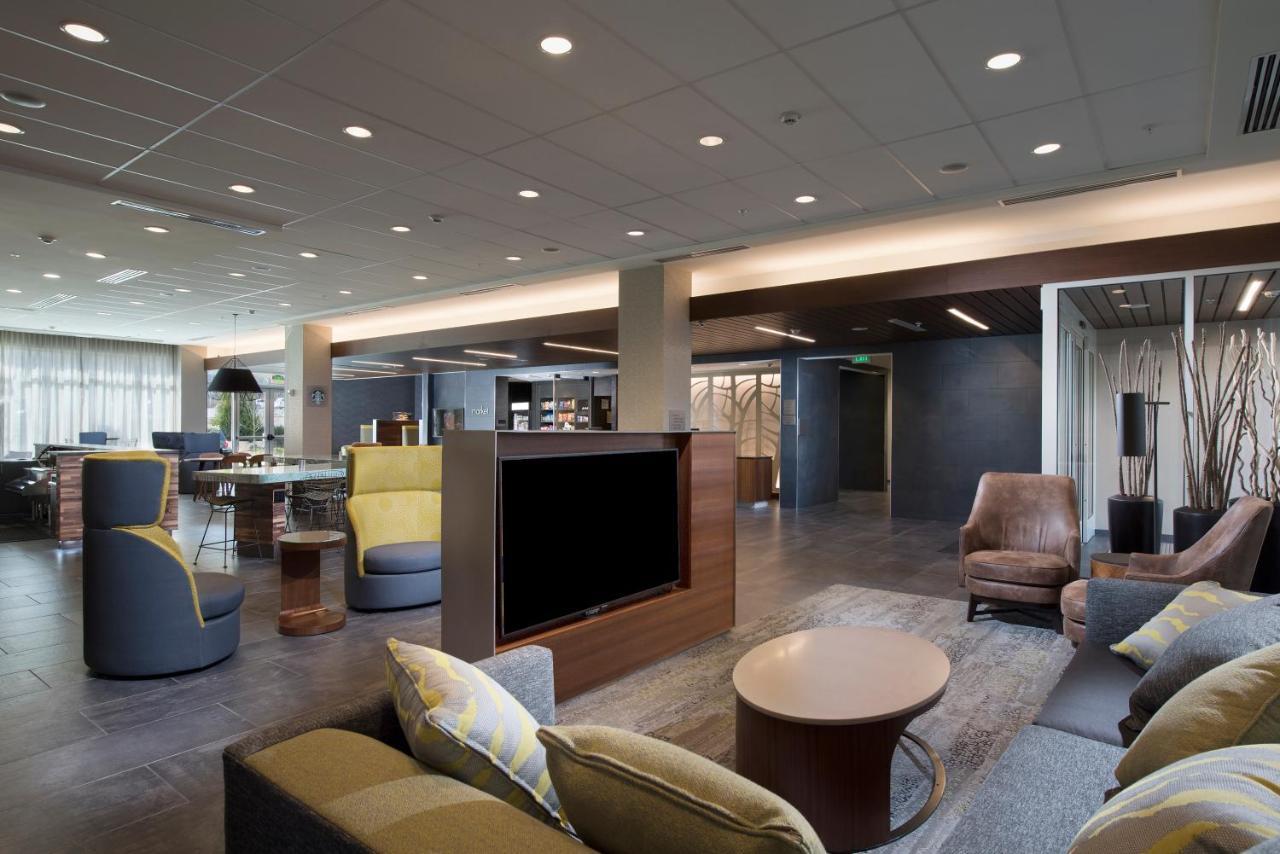 Courtyard By Marriott Atlanta Alpharetta/Avalon Area Hotel Kültér fotó