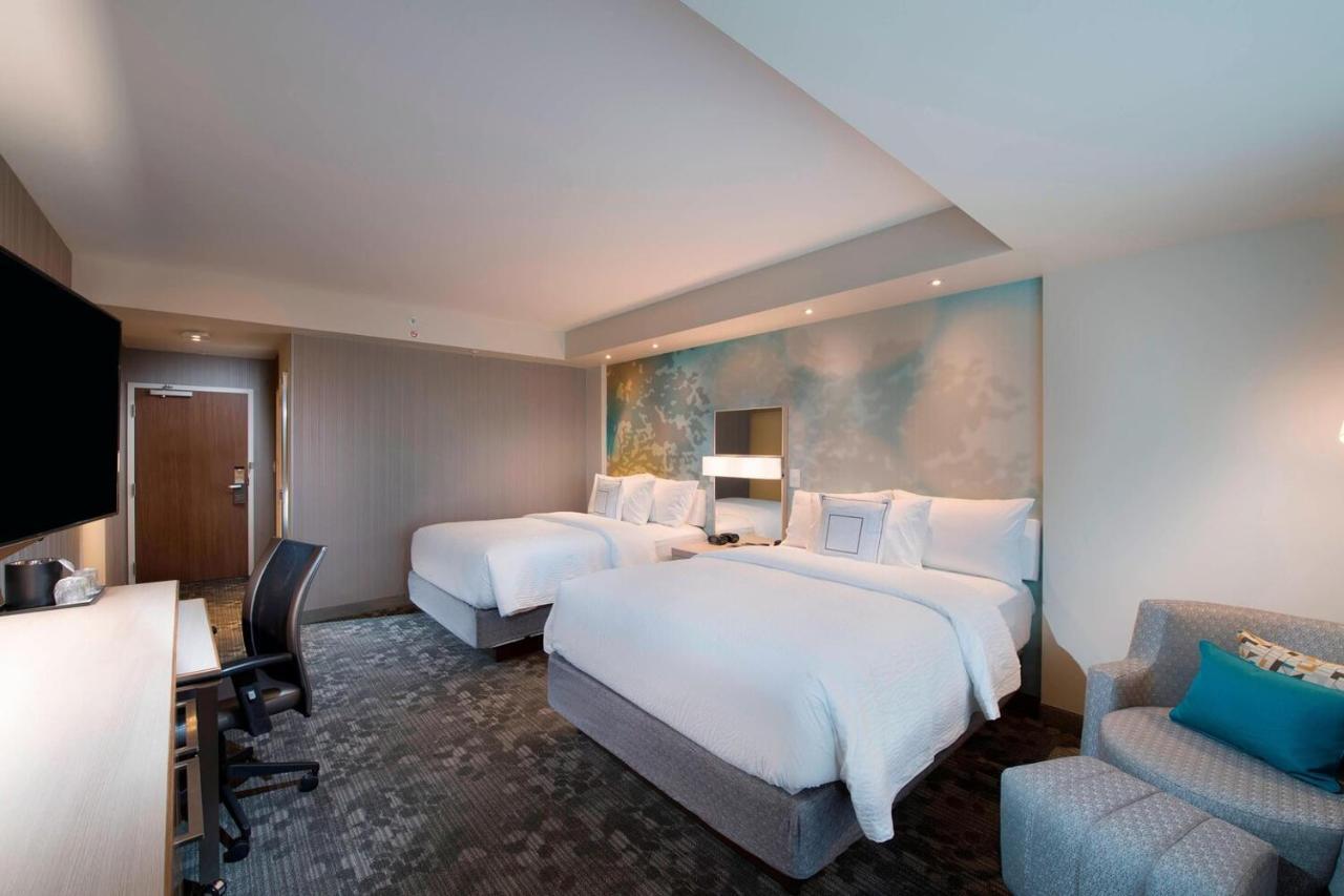 Courtyard By Marriott Atlanta Alpharetta/Avalon Area Hotel Kültér fotó